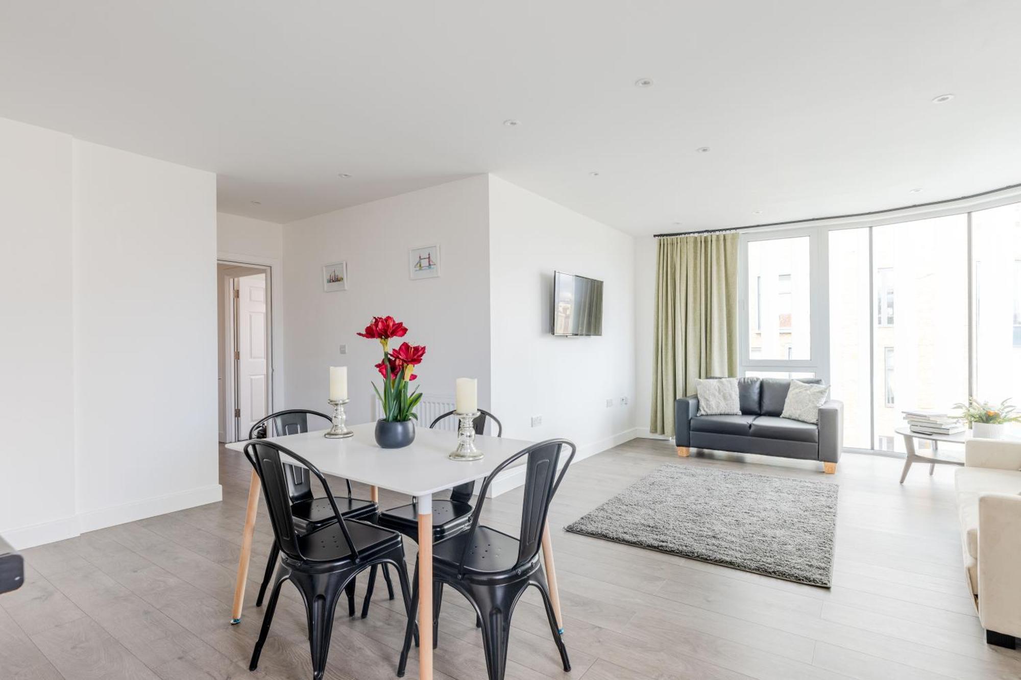 Boutique Vertigo Apartment Central Kingston/London Kingston upon Thames  Bagian luar foto
